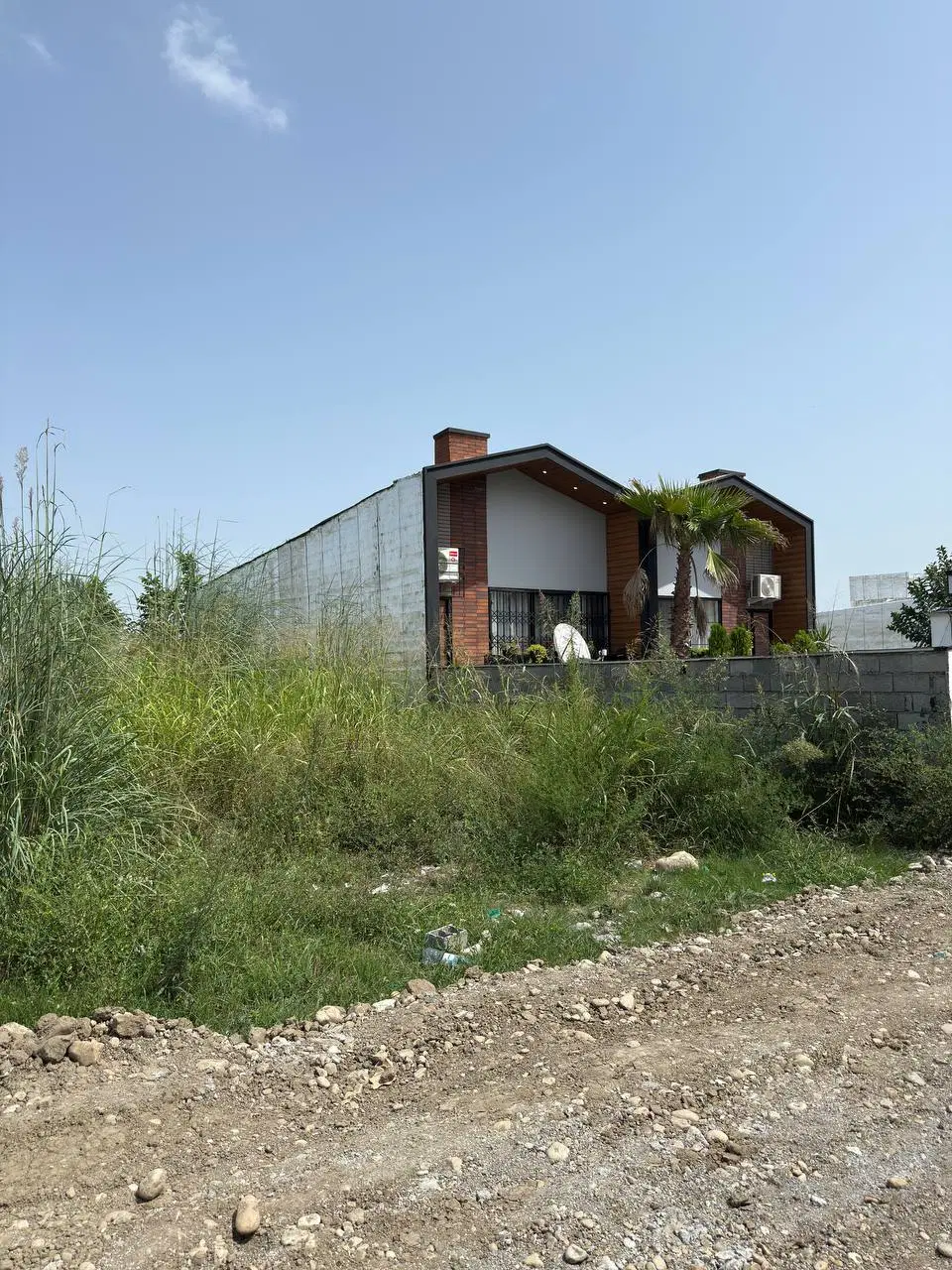 ۲۰۰ متری__با مجوز ساخت__مناسب سرمایه گذاری