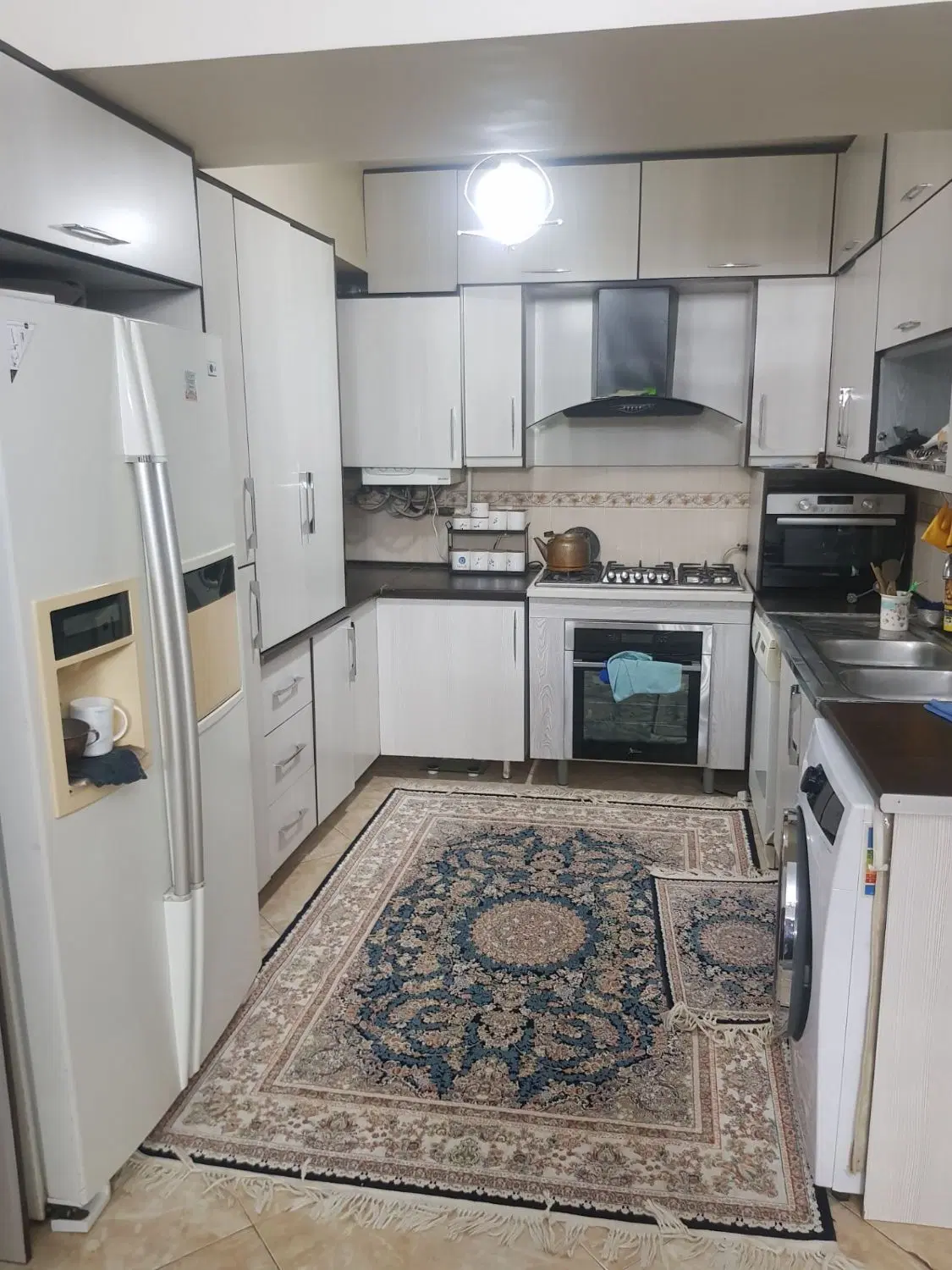 73 متری. املاک پارسیان  سنددار