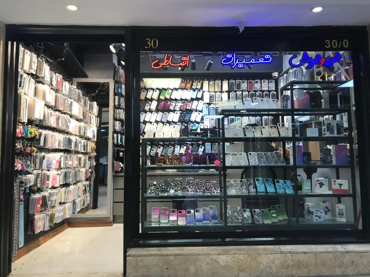 اجاره مغازه ۱۰ متری پاساژ اندیشه سهروردی