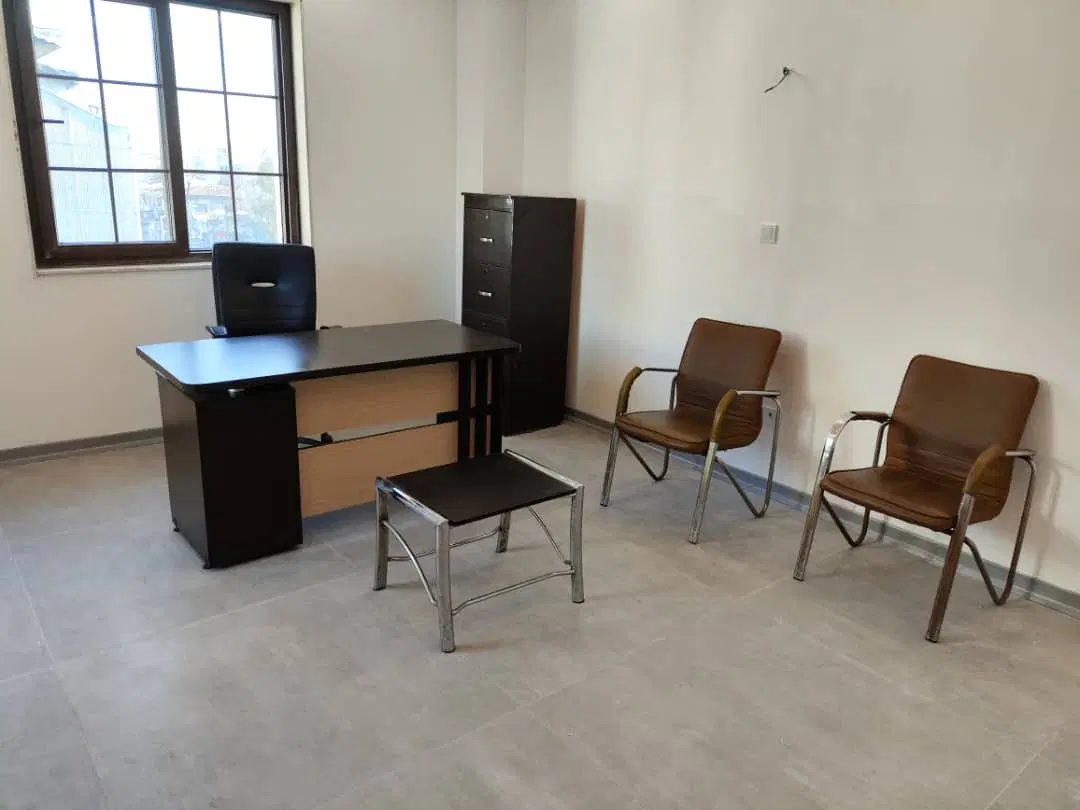 اجاره ملک تجاری 90 متری خ مطهری بندرانزلی