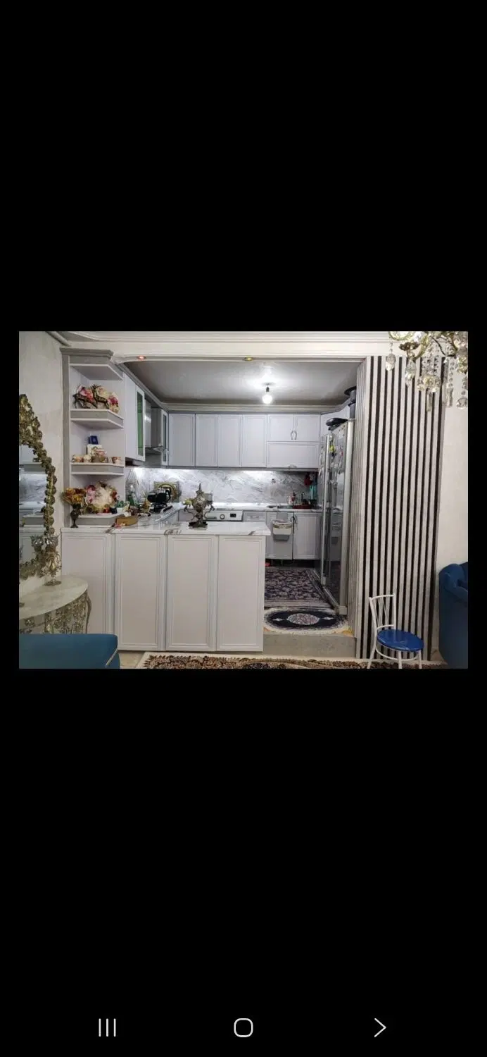 آپارتمان ماشین رو چهارراه عباسی