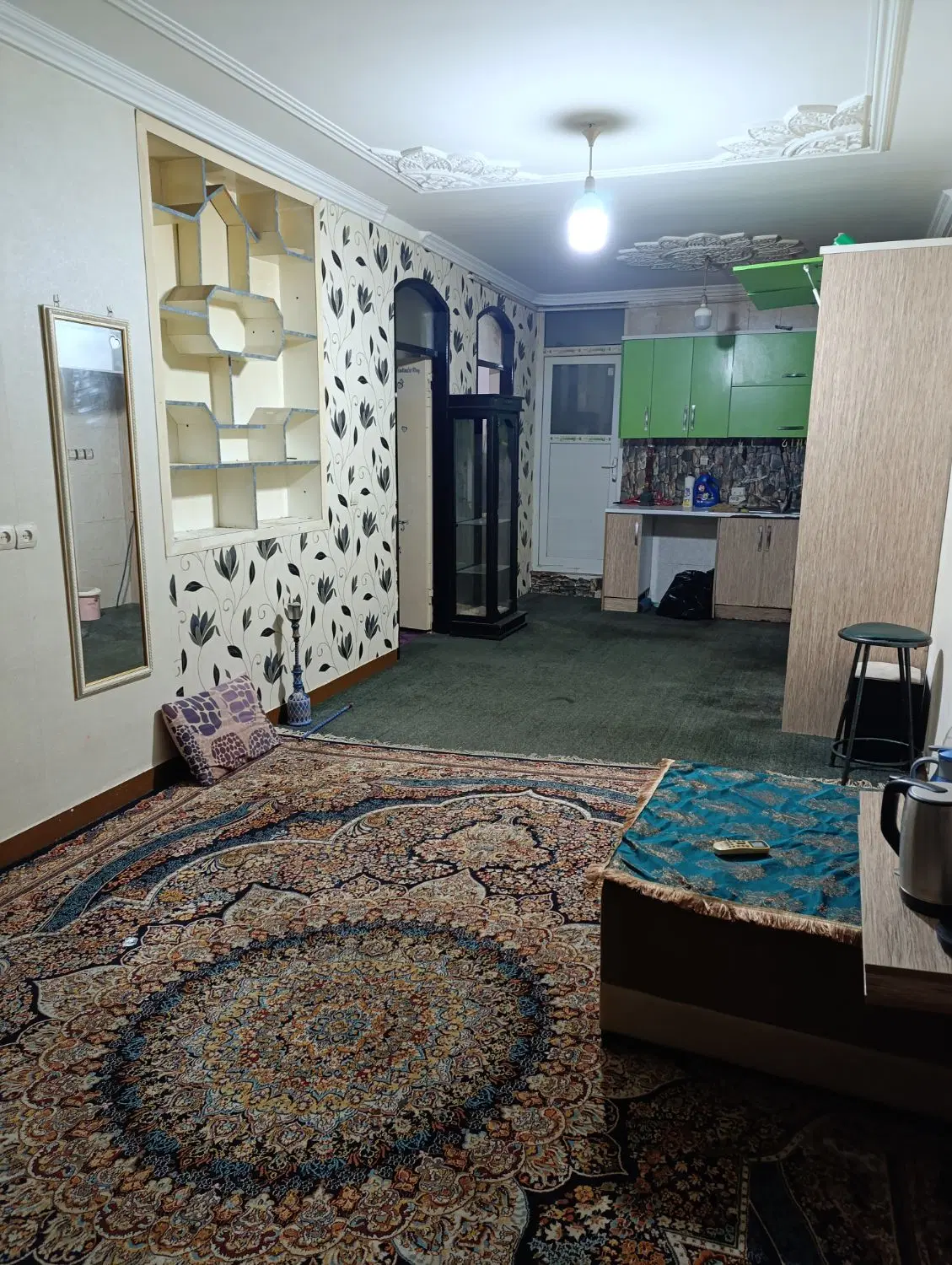 امام زاده واحد ۸۰متری