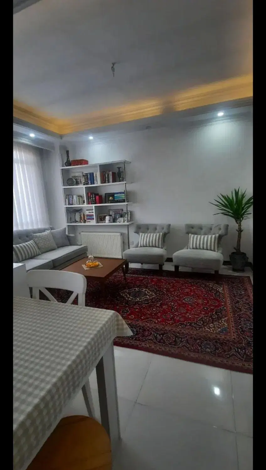 آپارتمان تک واحدی ۷۲ متر، ۲ خوابه