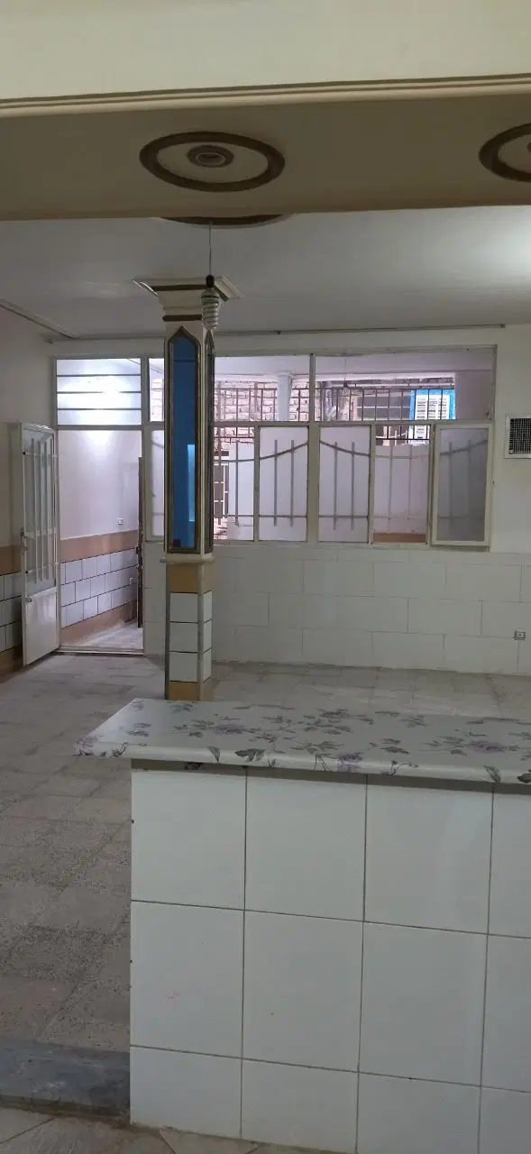 ویلایی راه جدا ۸۰متری انشعاب گاز و برق جدا