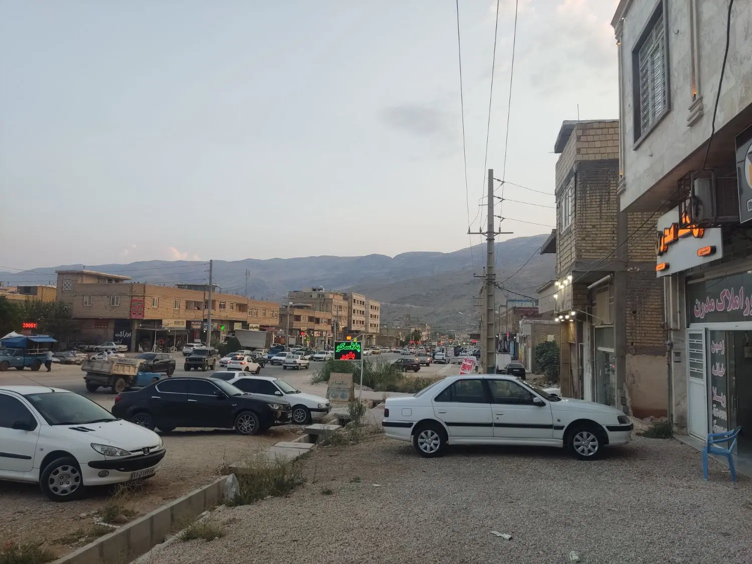 فروش تجاری،بر اصلی ۵۴متر،با انشعابات،کیان اباد