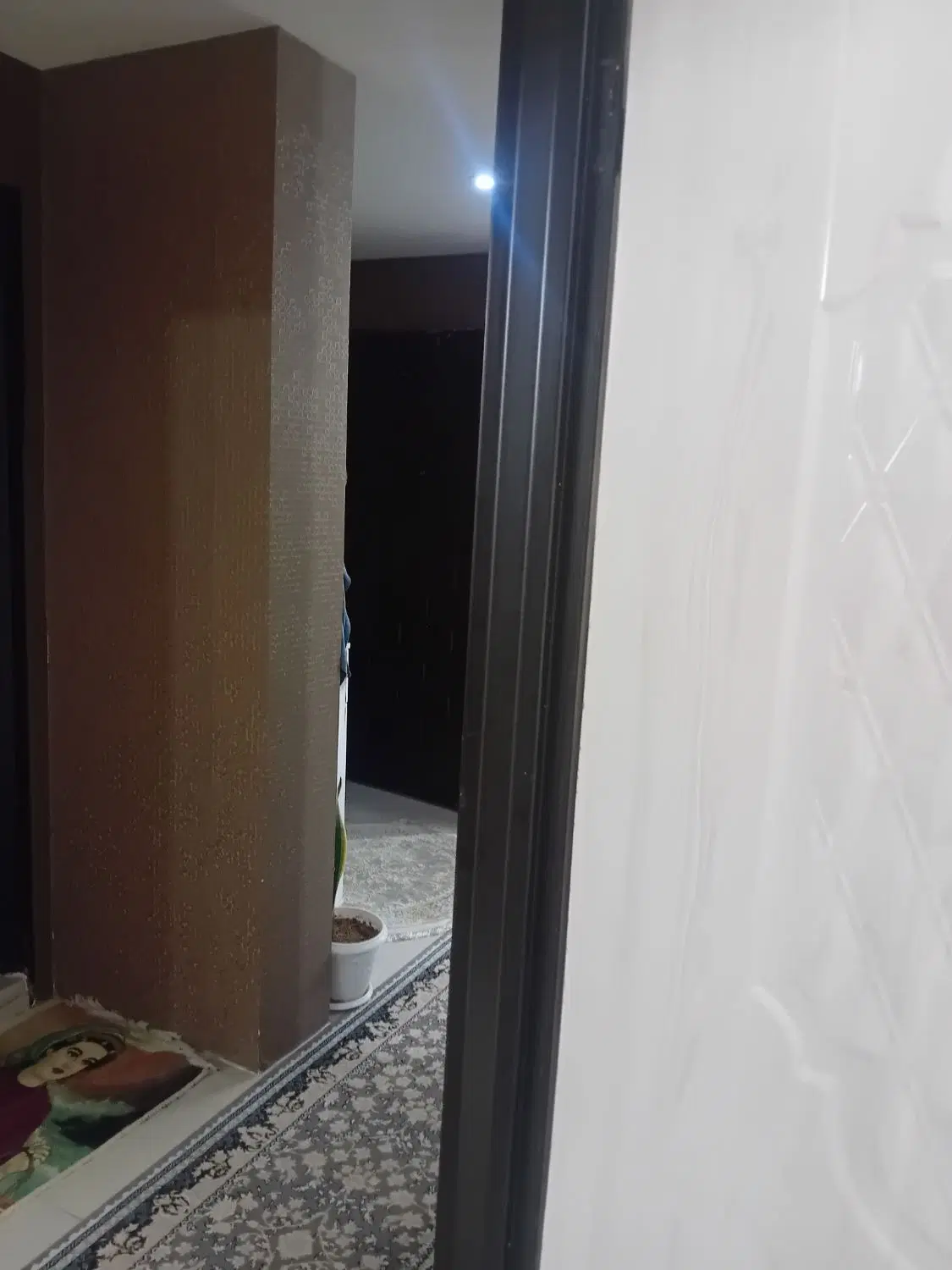 80متر،اسانسور،پارکینگ مسقف،انباری،فروش فوری