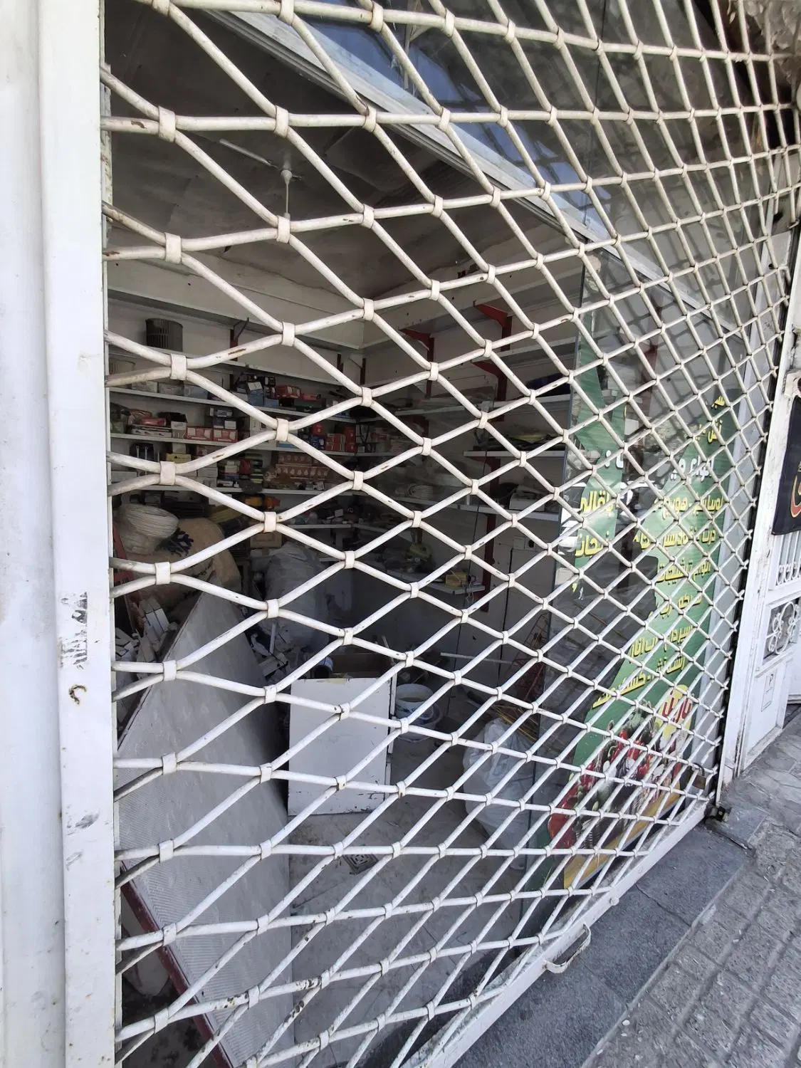اجاره مغازه حاشیه خاکستری محدوده پرترددمناسب هرشغل