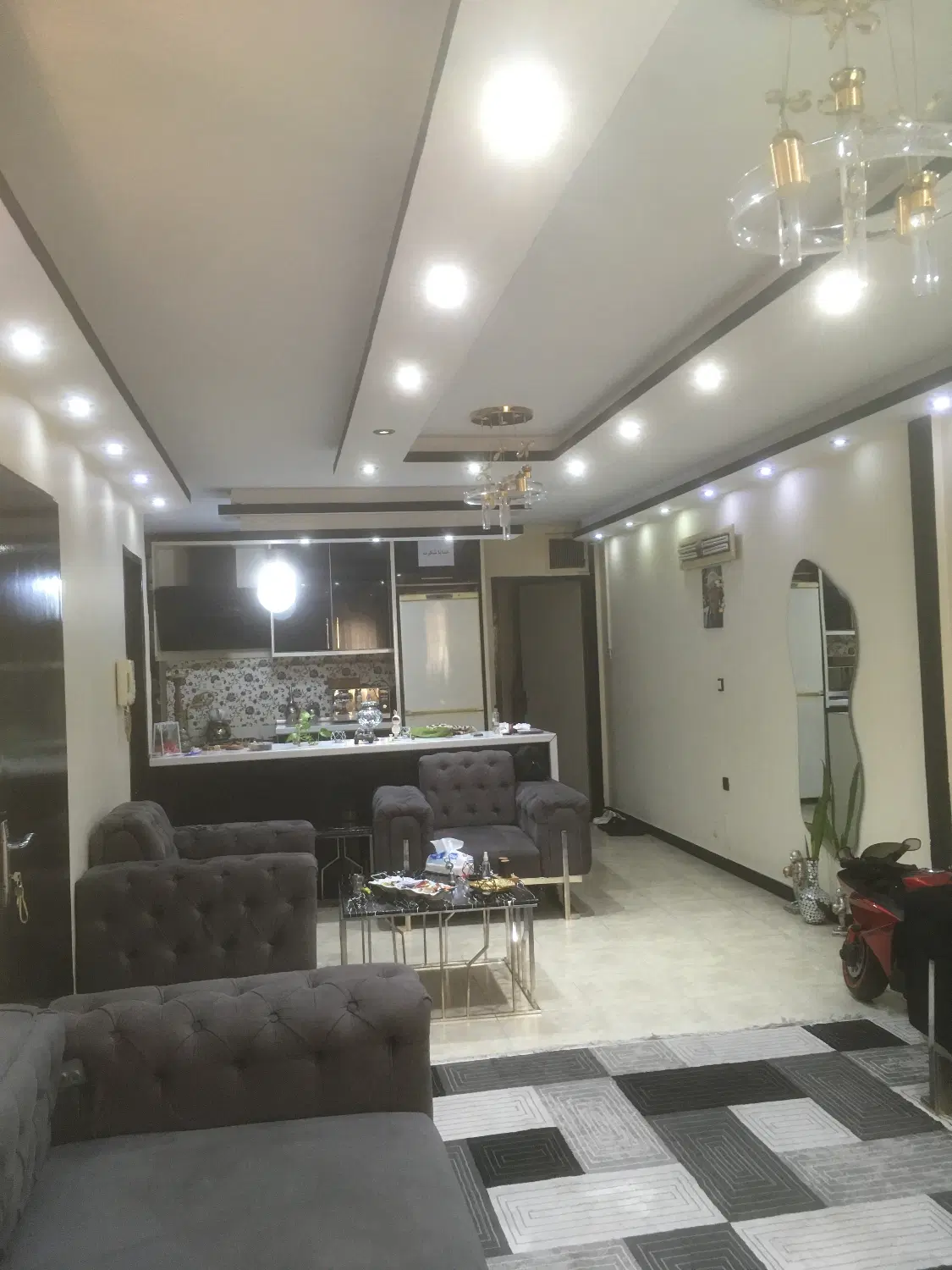 فروش آپارتمان پیروزی
