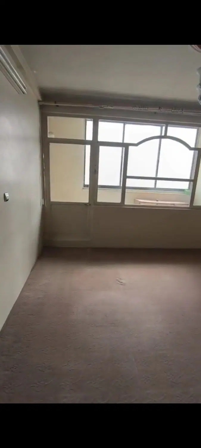 ۸۵ متر دو خواب ( اول فلاحی ) رو به آفتاب