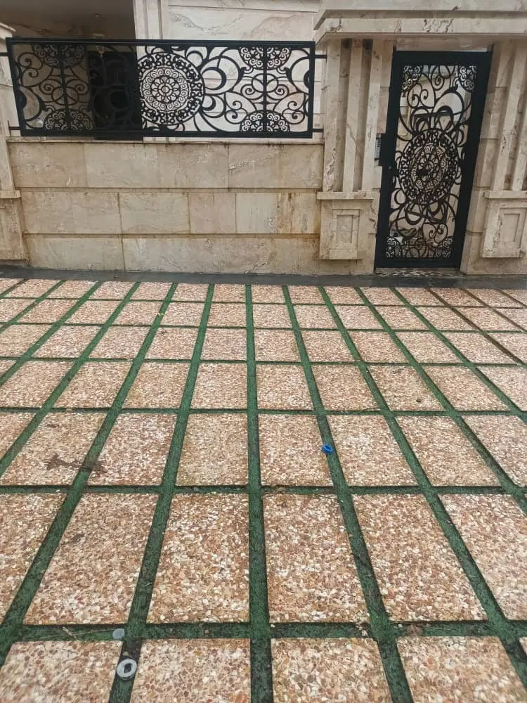 فروش تک واحدی ۱۳۷ متری سه خوابه تاپ لوکیشن