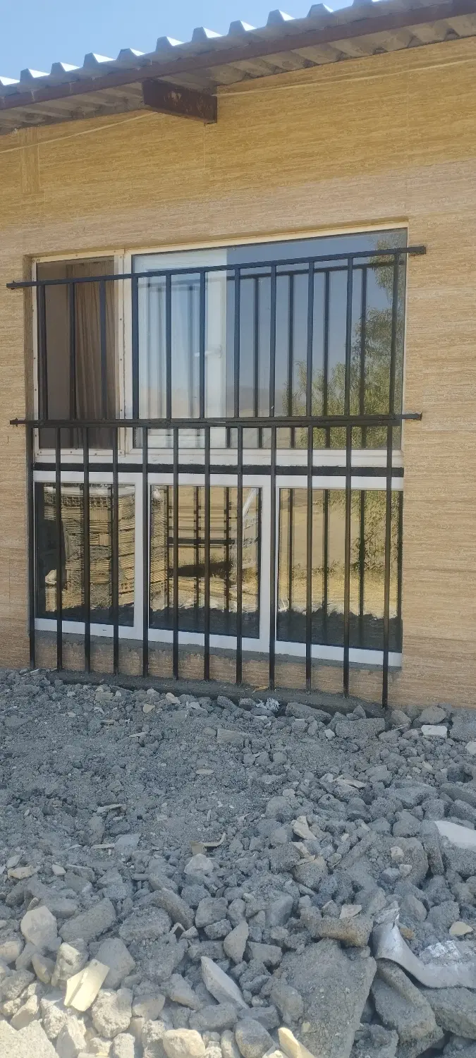 حراج یک باب ساختمان مسکونی قدیمی ۲۸۲_۵ متری