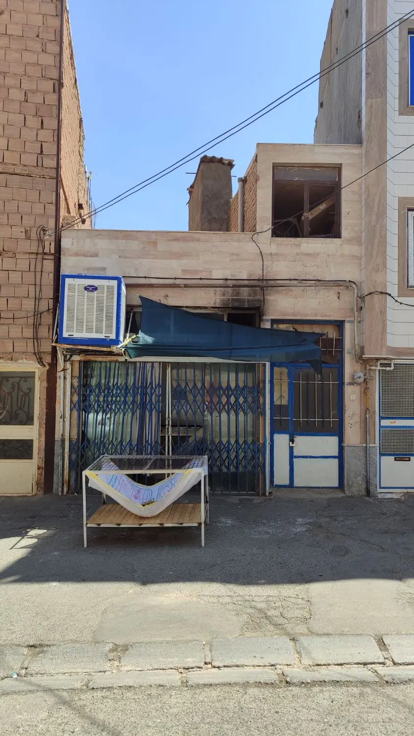 فروش ملک مسکونی تجاری خیابان لاله نبش کوچه گلریز