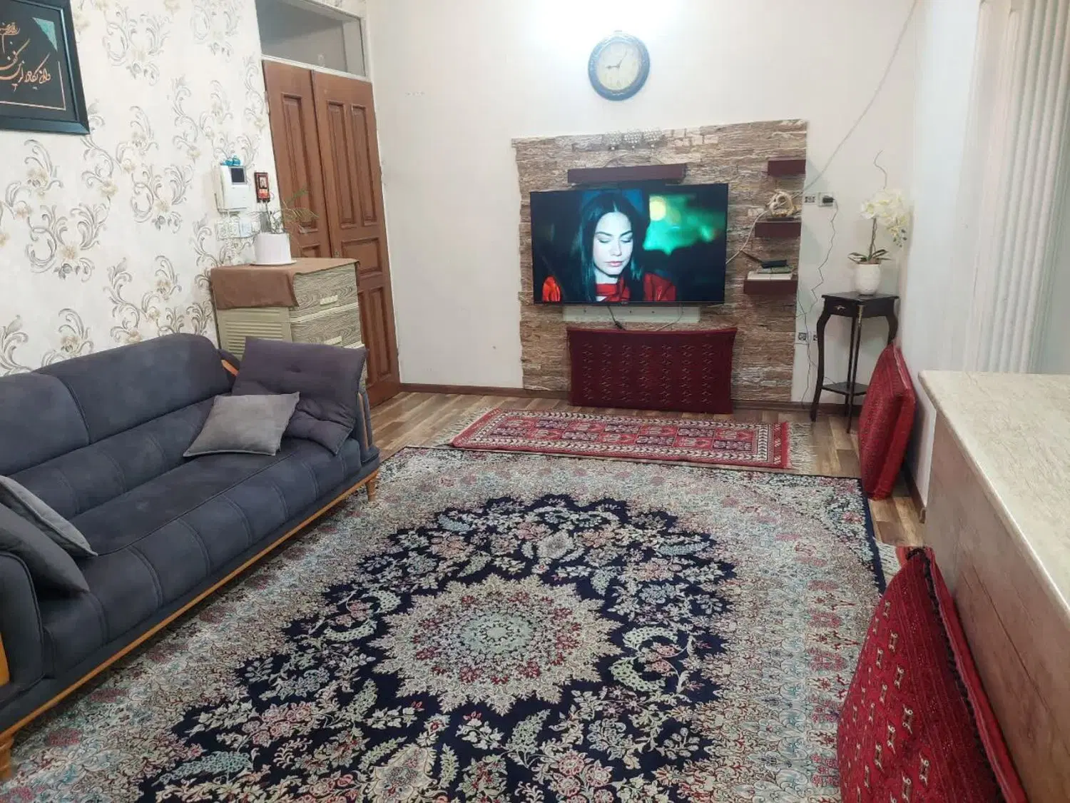 ملک تجاری،مسکونی