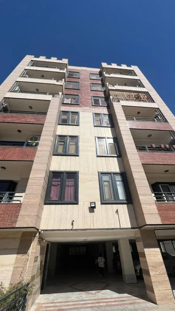 واحد نوساز سند دار 110متری