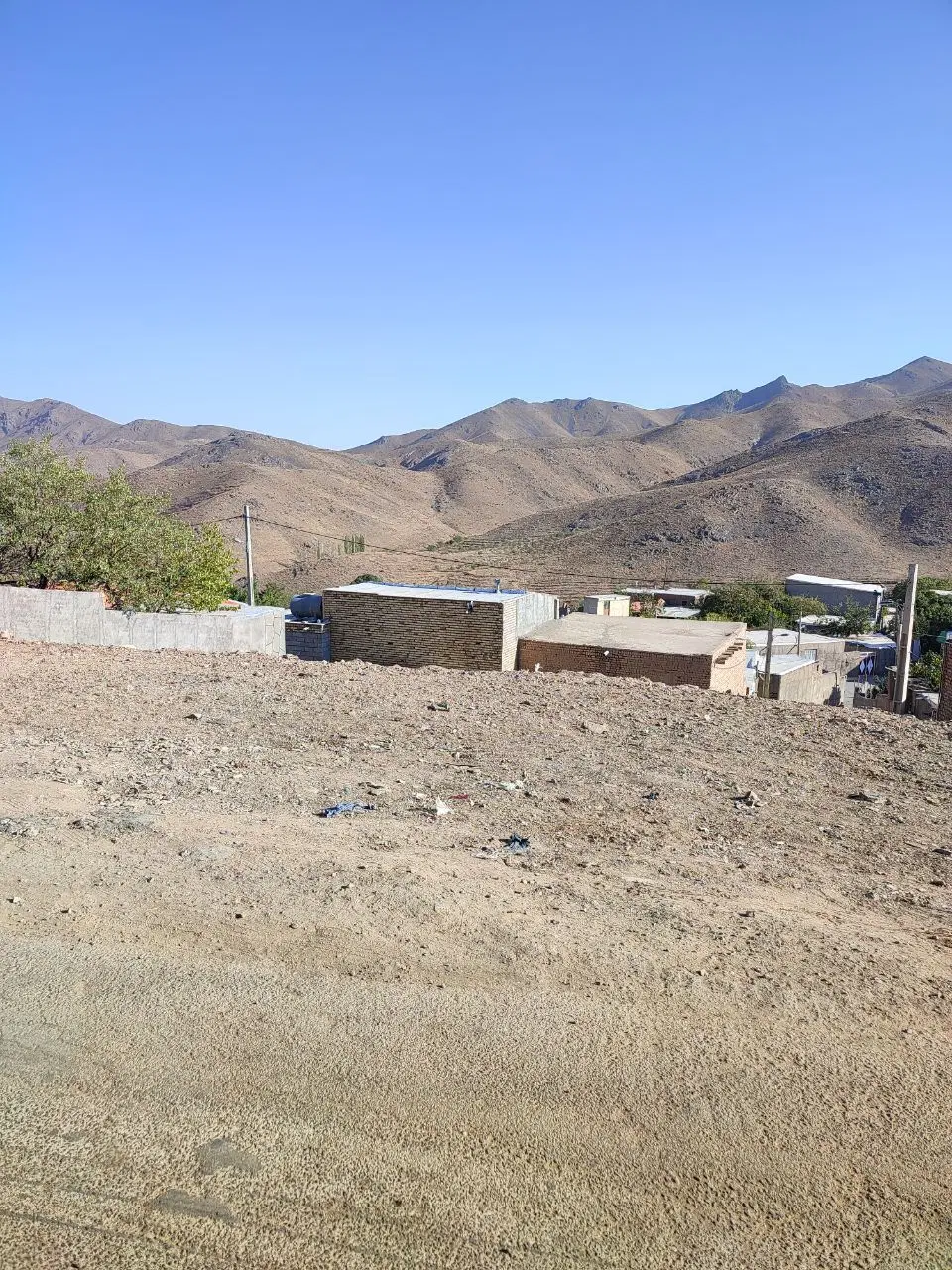 زمین روستای نشوه