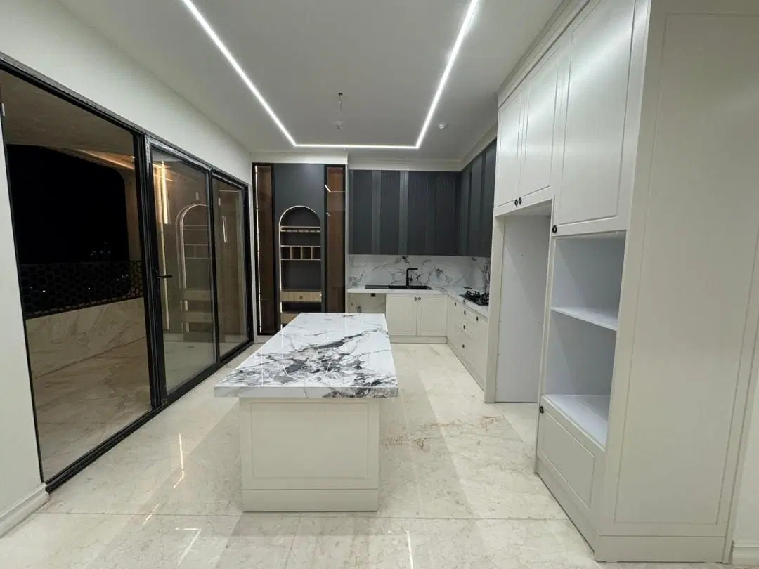 اپارتمان 3 رهن کامل_160 متری_لوکس