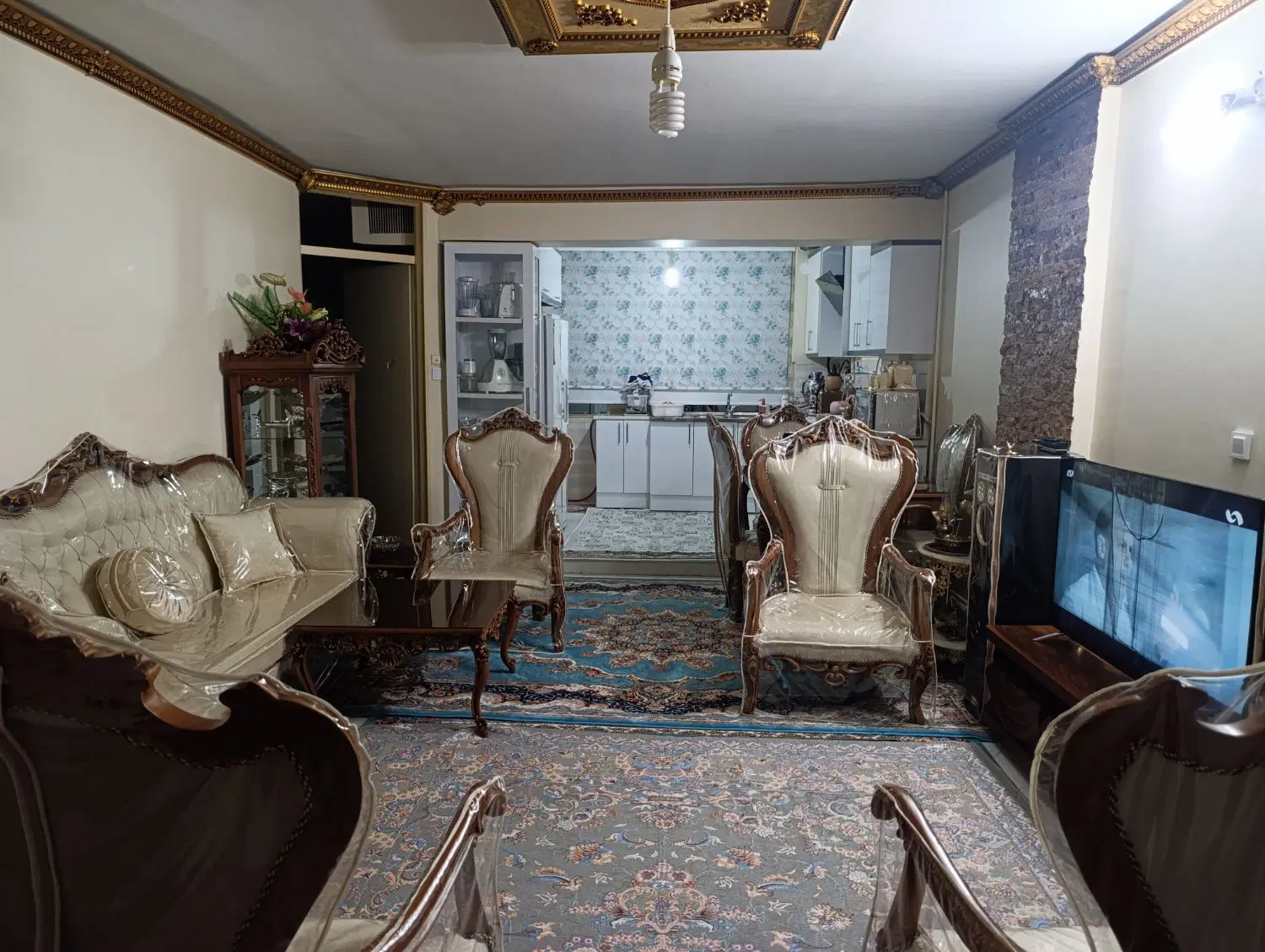 واحد ۷۰متری قولنامه ای