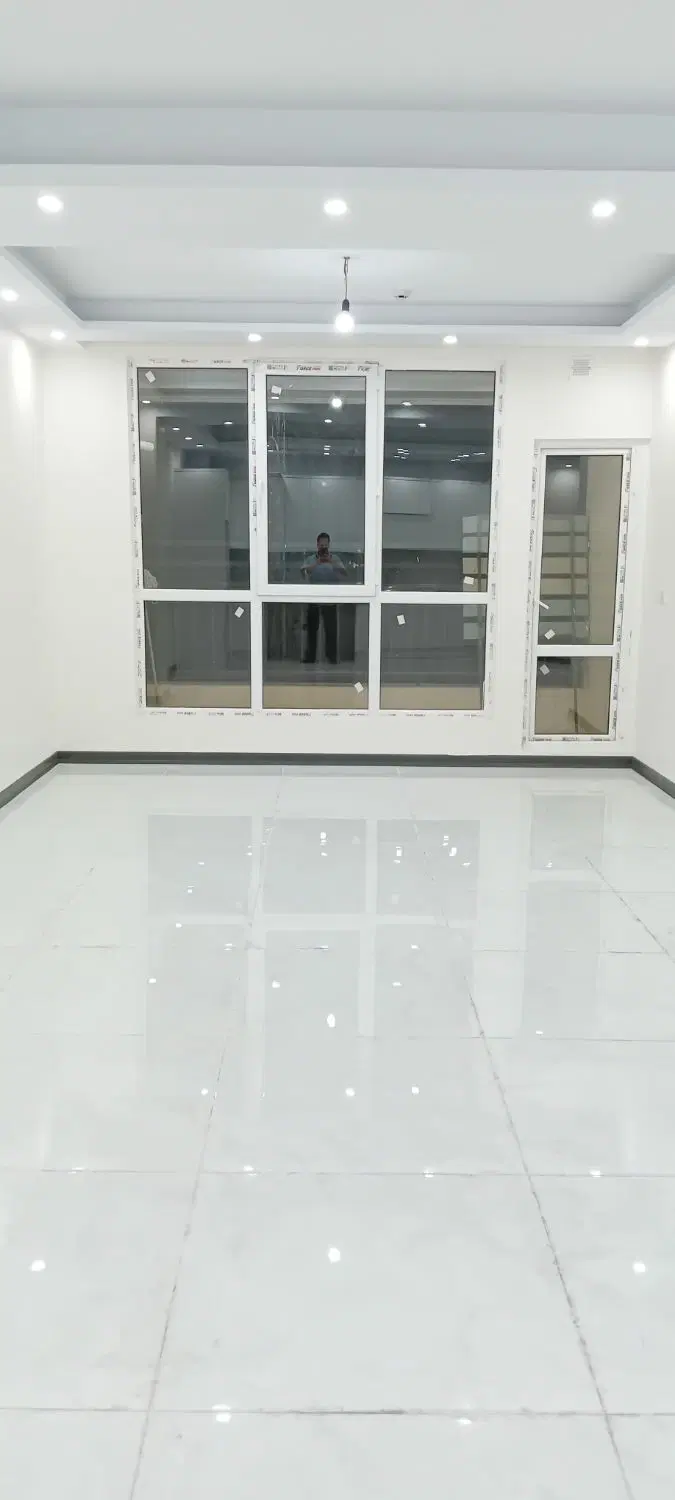 ستارخان شادمهر ۱۰۲متر تکواحد طبقه اول