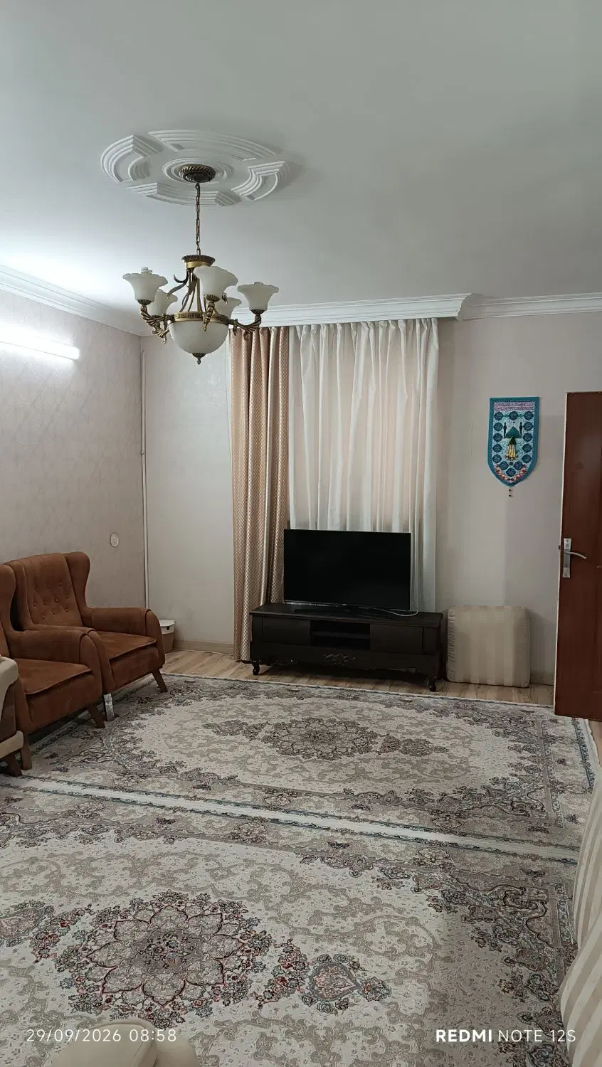 اجاره ای ۶۵ متری تمیز