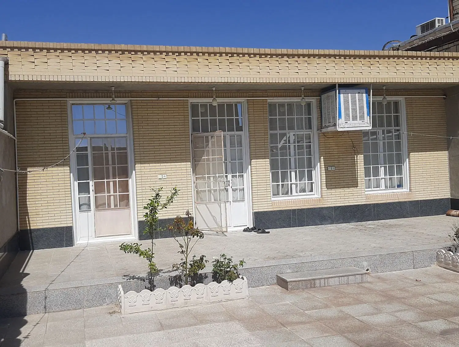 منزل ویلایی دو کله بلوار مهر آوران