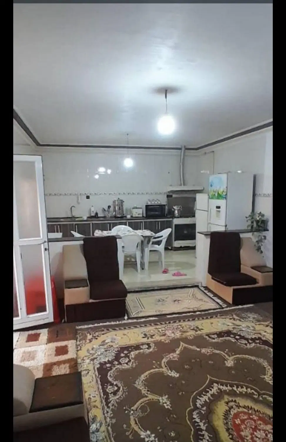 ویلایی و باغچه ۴۰۳ متر