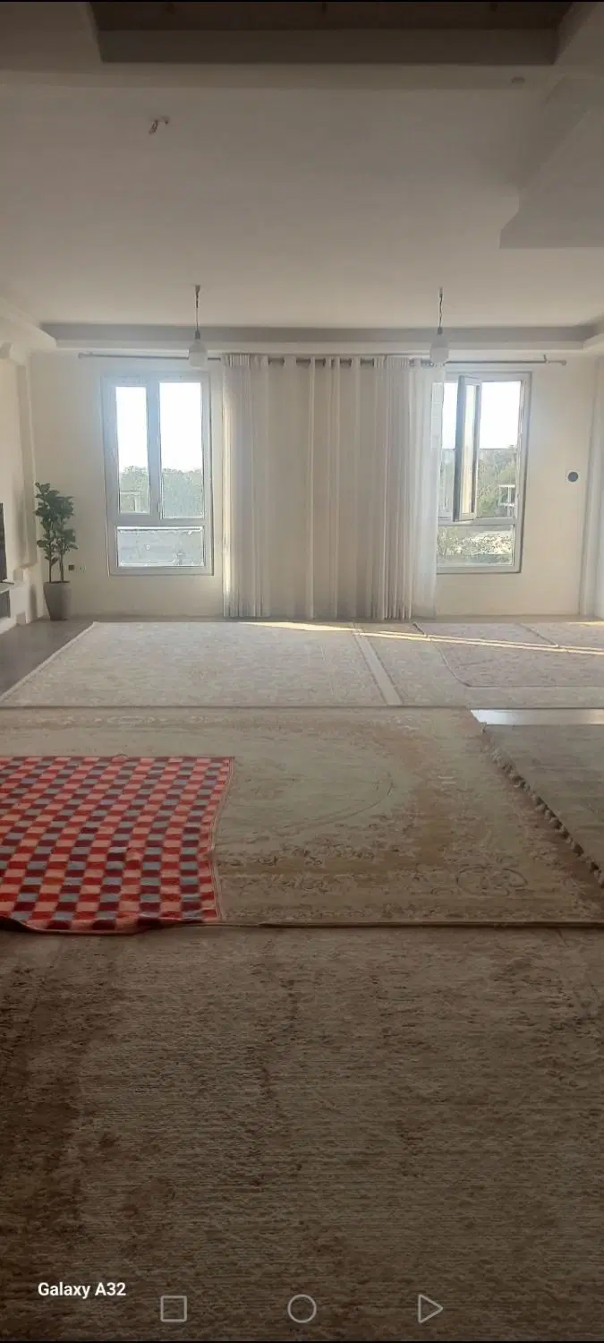 واحد ۱۰۰متری در شهرک وحدت