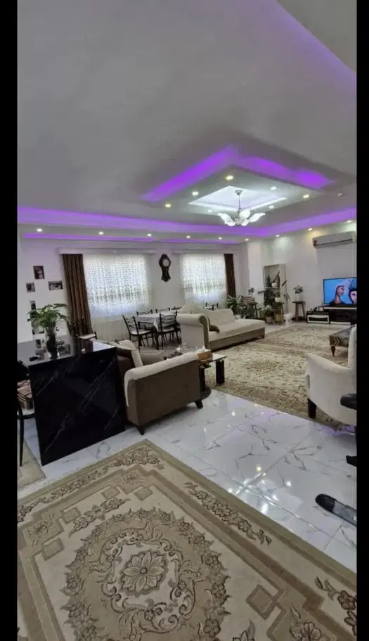 اجاره آپارتمان روبروی استخر