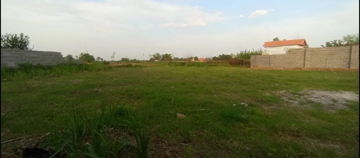 زمین مسکونی دور دیوار