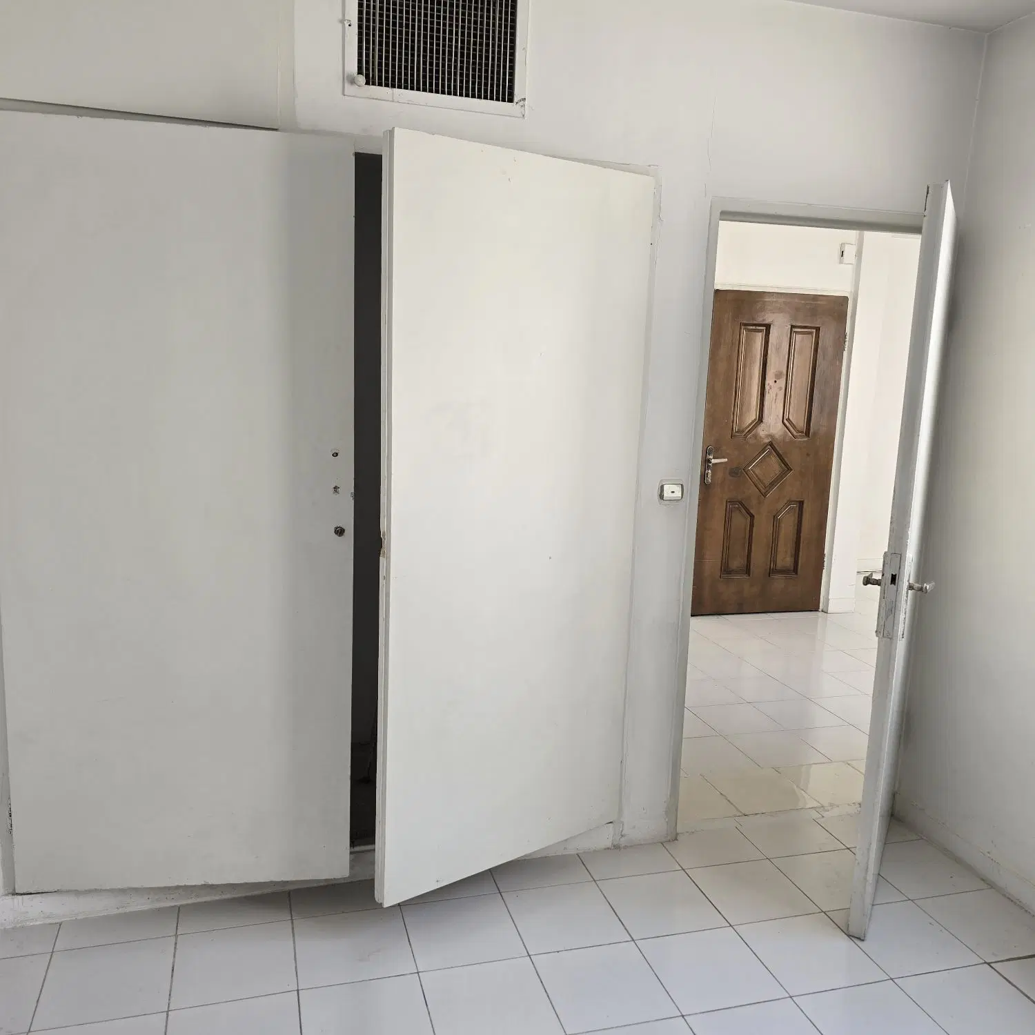 اجاره منزل مسکونی ۵۰ متر طبقه سوم