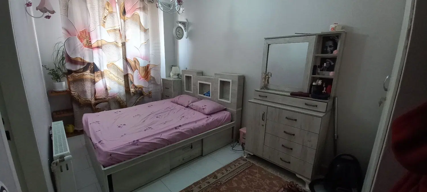 فروش آپارتمان۸۳ متری در شهرک جهان نما