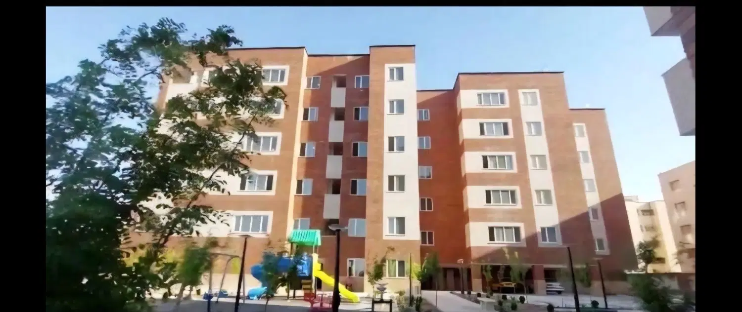 واحد ۷۸ متری لوکس