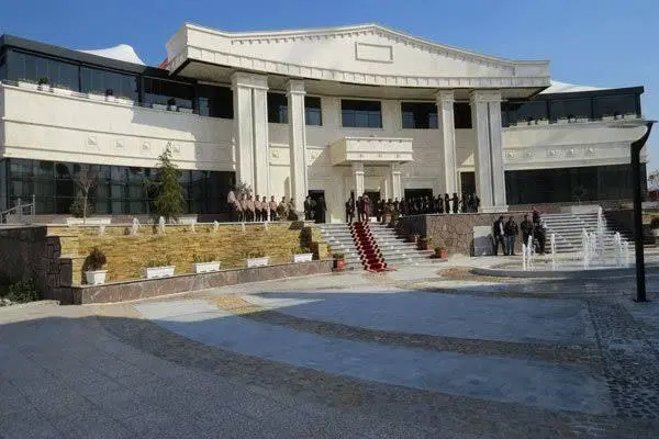 جهان ویلا 350متری توریستی - ویلایی(باراجین)