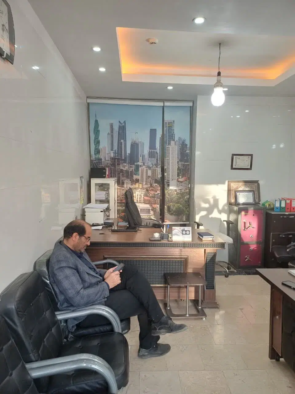 مغازه بر اصلی