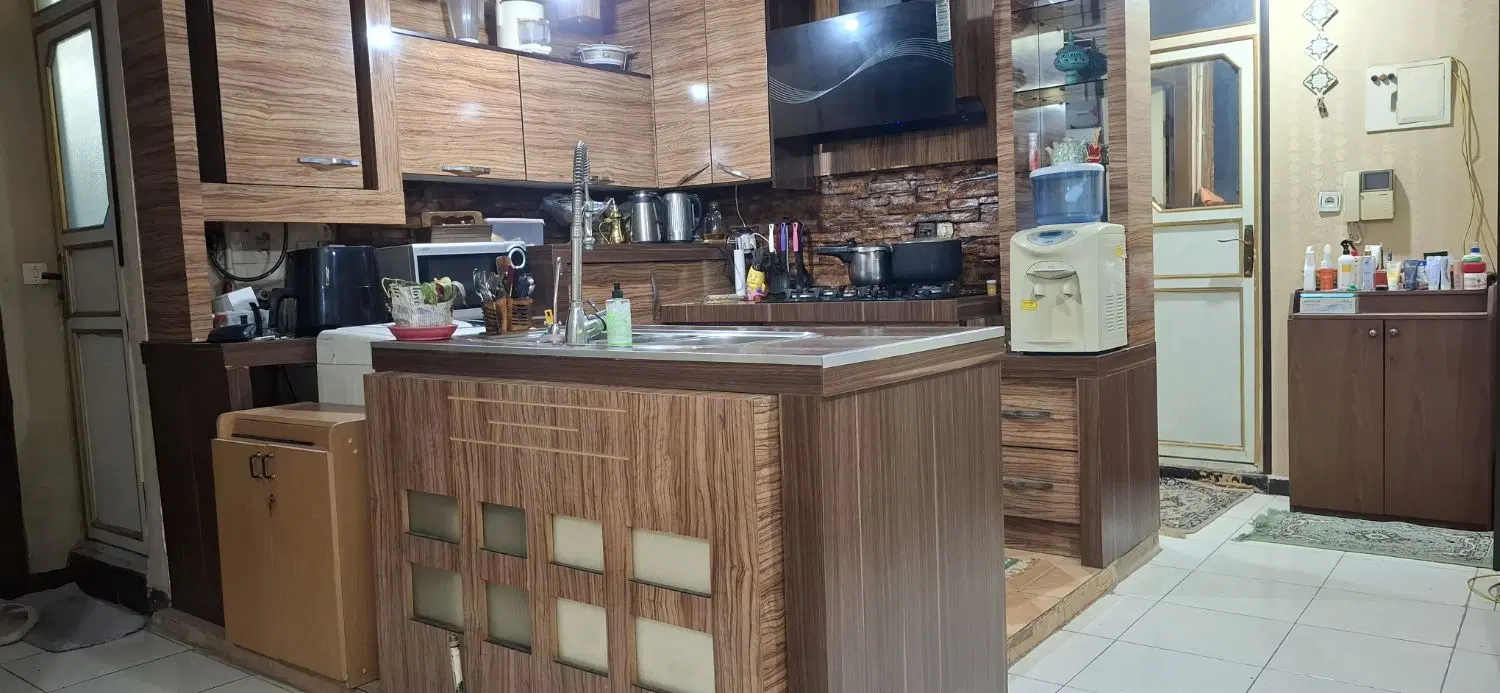 ۸۵ متر  نزدیک به اصلی