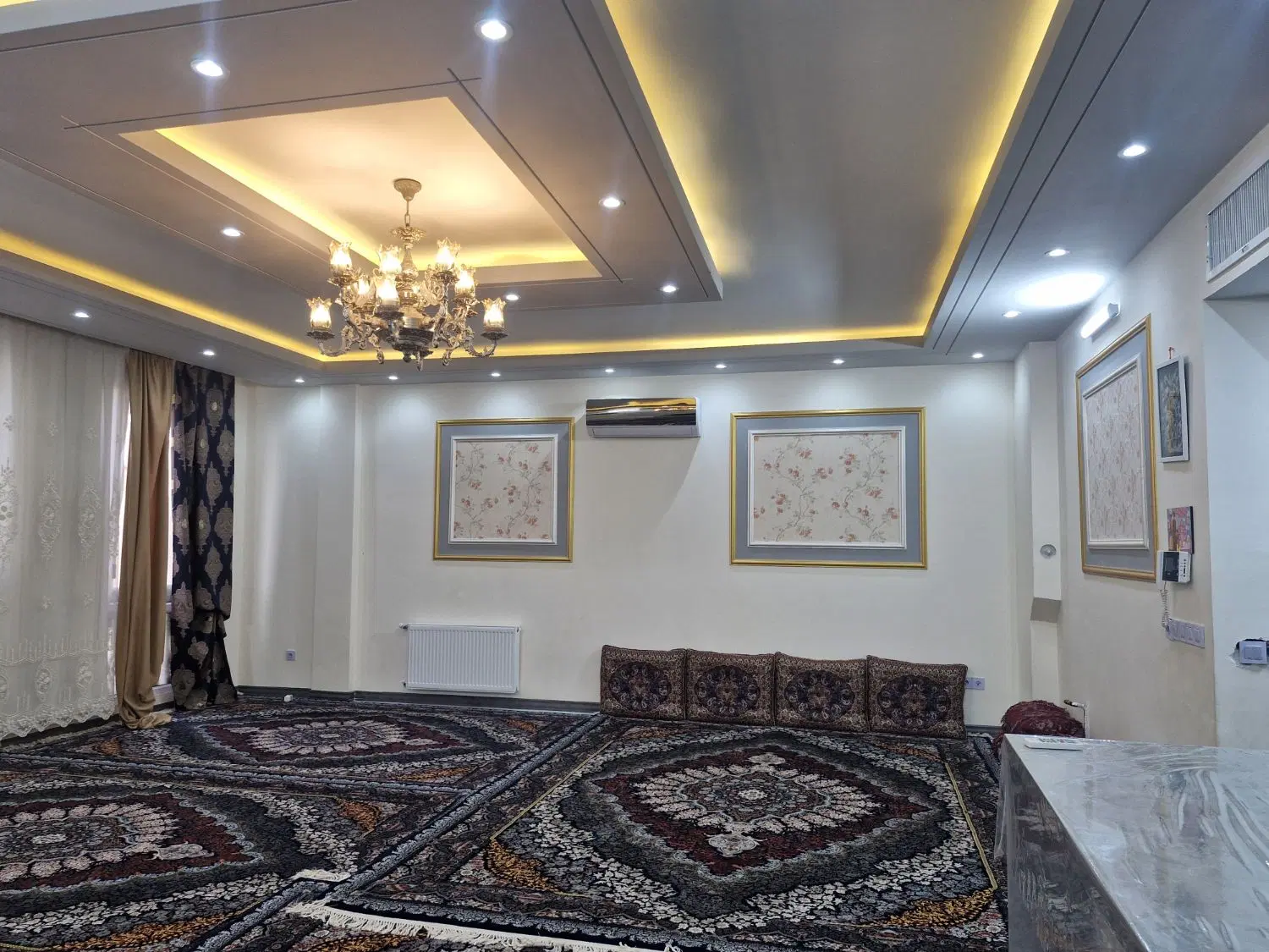 145متر داریی3خواب و کمد دیواری