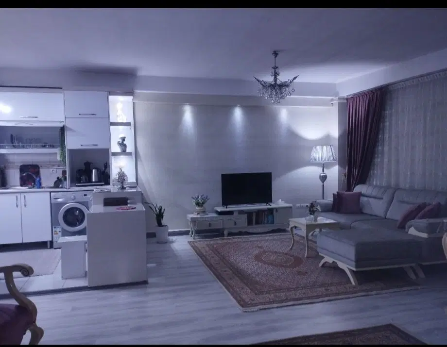 فروش ۹۰ متری شادگان کوی المهدی