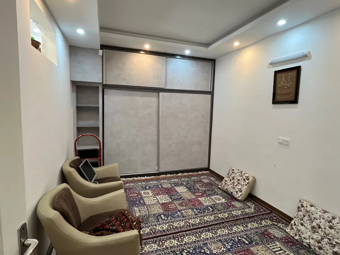 باغ ویلا با تمام امکانات آب برق گاز سند