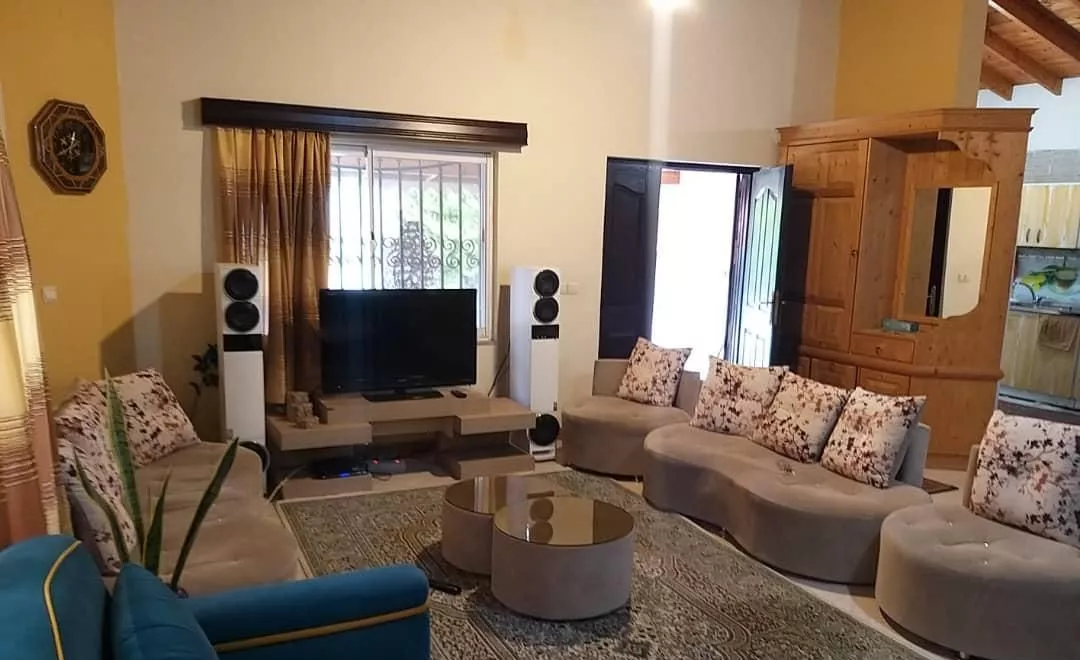 ۳۰۳ زمین ۱۲۸ بنا، جاده عباس آباد به کلاردشت