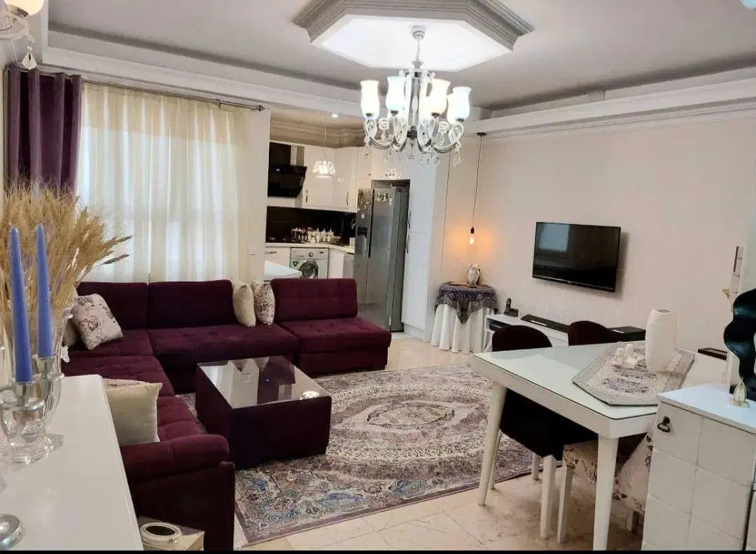 ۶۱متر،سالن پرده خور،بدون مشابه وامدار و سندتکبرگ