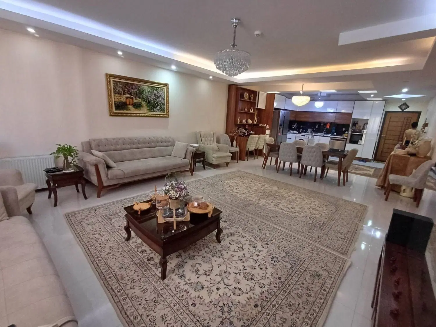 اپارتمان دو خوابه
