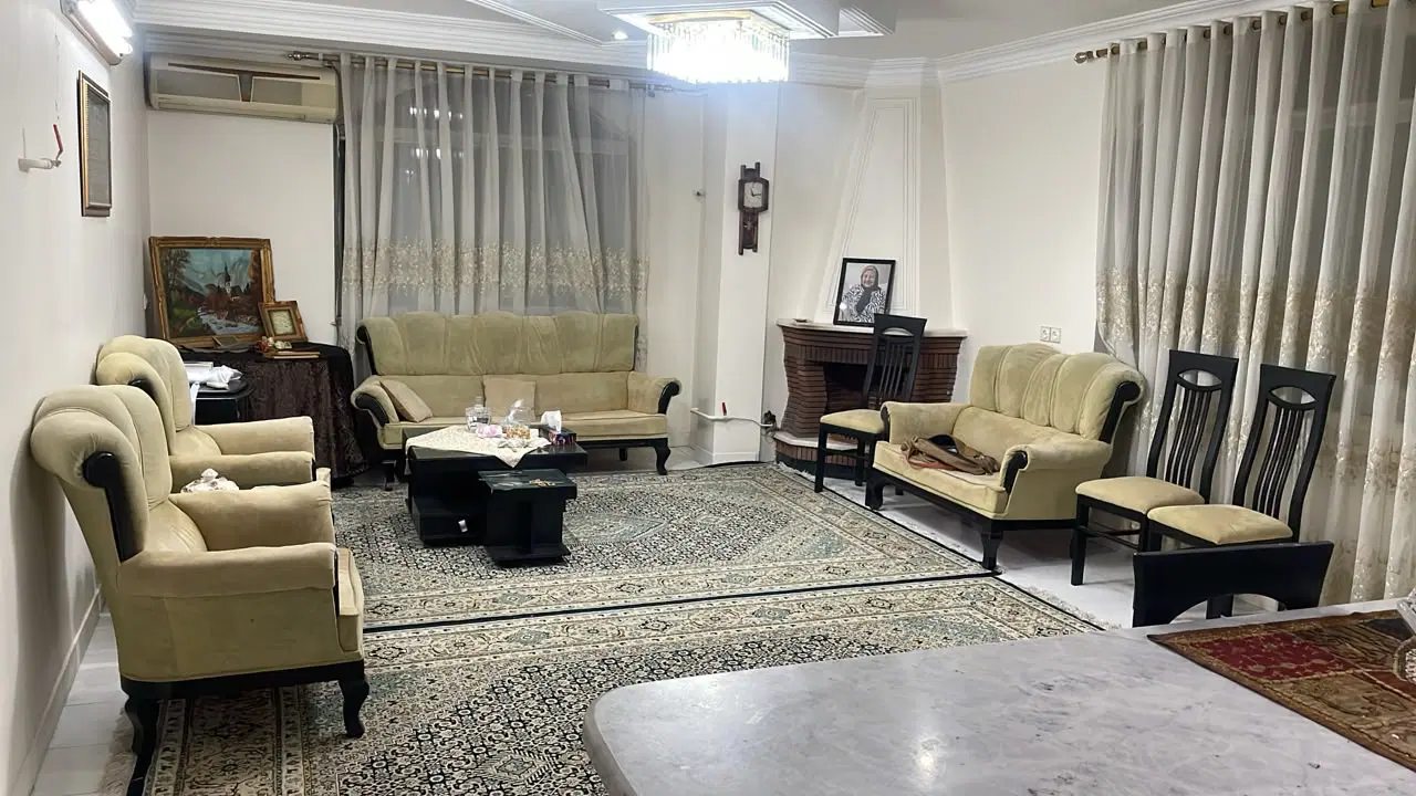 ۱۰۵ متر عدالت ۲ طبقه اول نقاشی شده و آماده سکونت