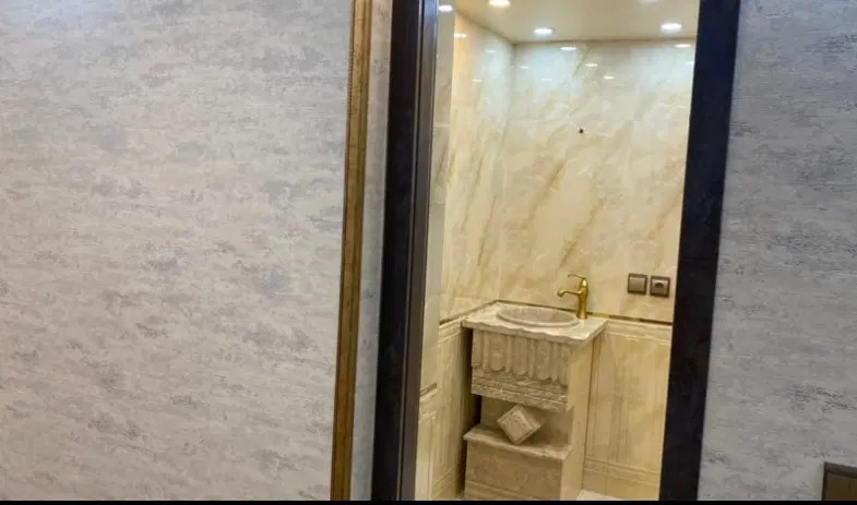 آپارتمان ۹۲ متری میدان گلستان عظیمیه