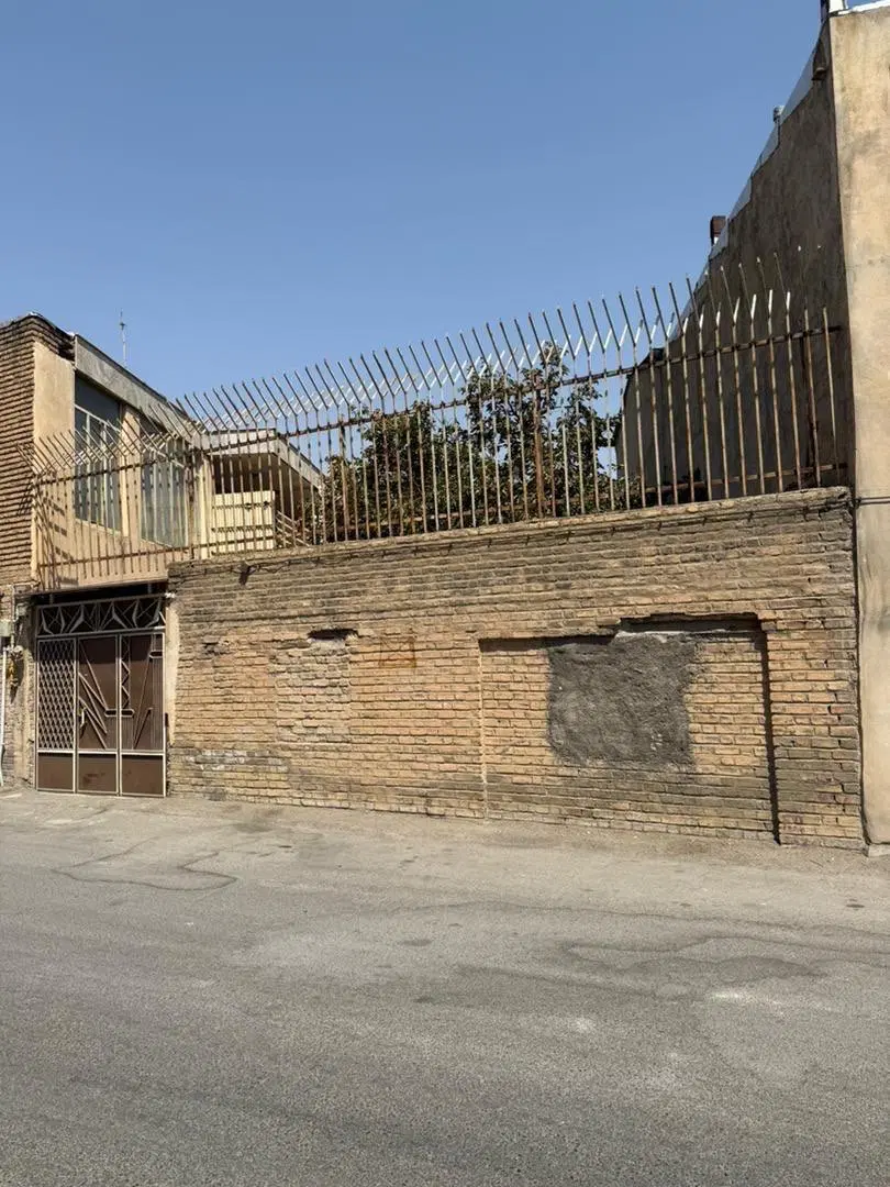 منزل ویلایی واقع در خرم آباد لرستان
