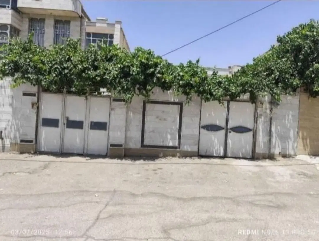 خانه ویلایی شهرک بعثت فاز دو ۲۰۰متری
