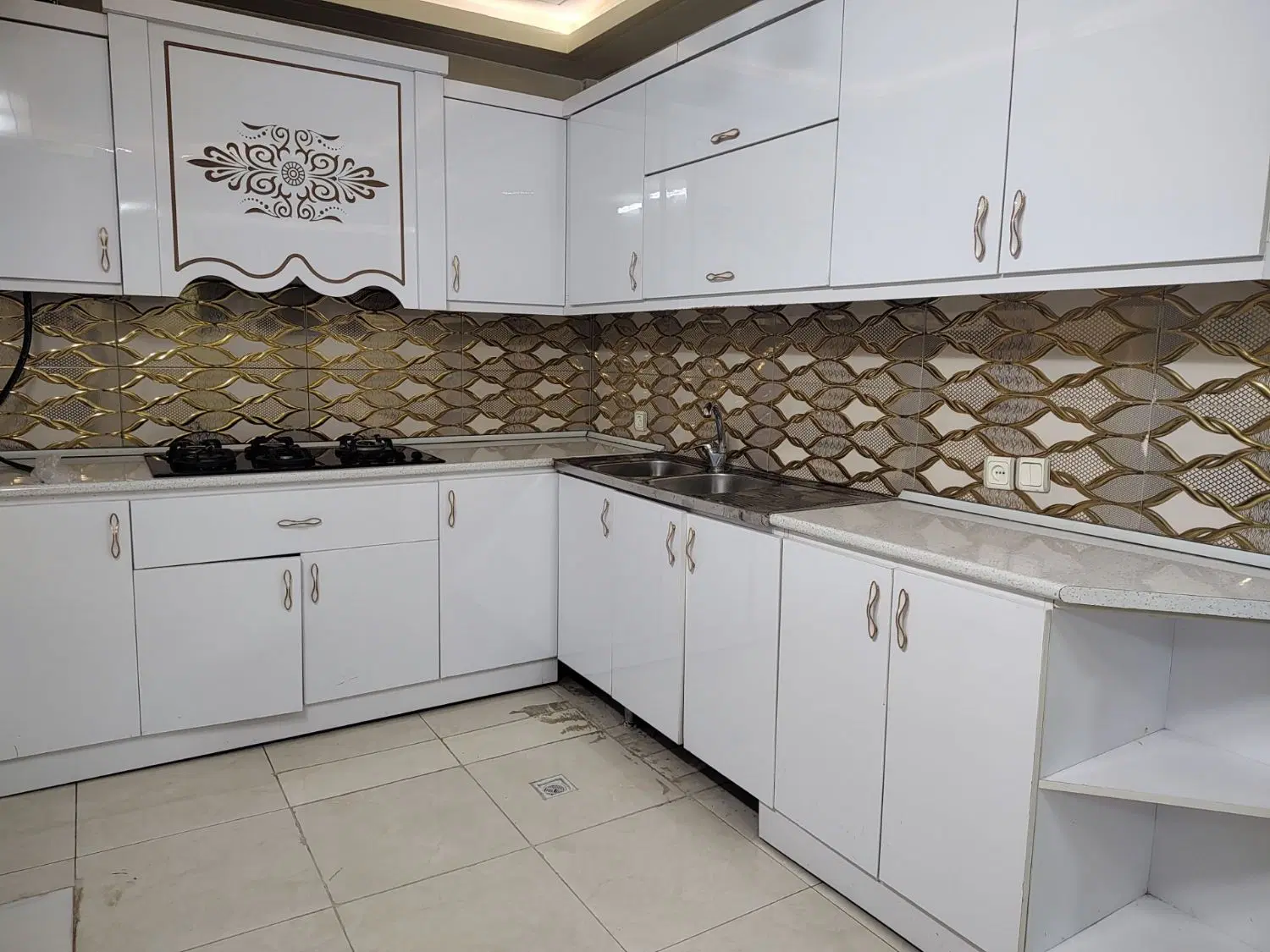 آپارتمان ۷۵متری درشهرک عسگریه فرودگاه خیابان احسان