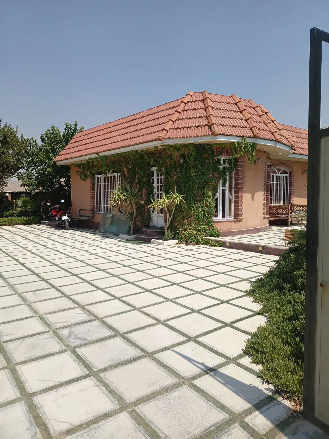 اجاره باغ روزانه