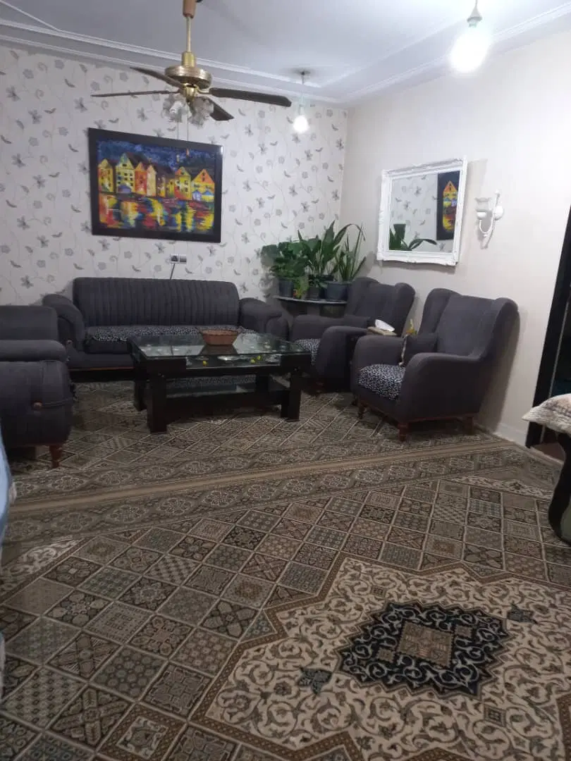 آپارتمان ۳ حواله ۱۱۳ متر پاداد غربی تک واحدی