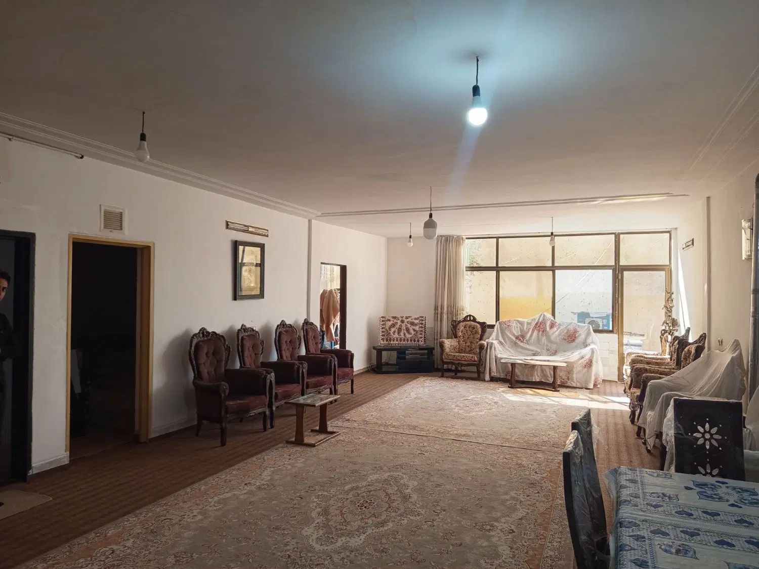 اجاره منزل سه خوابه۱۳۵_جنوبی_ پنج آذر