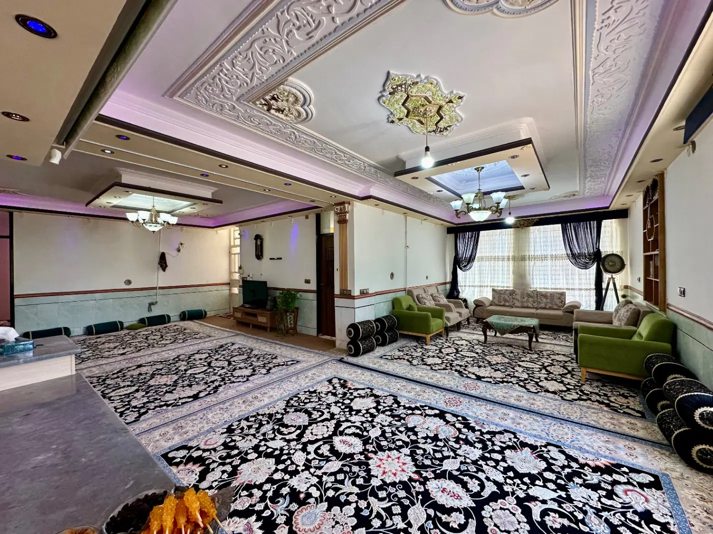 فروش ویلایی ۳ خواب بازسازی شده ، ۱۳۴۲ متر حیاط