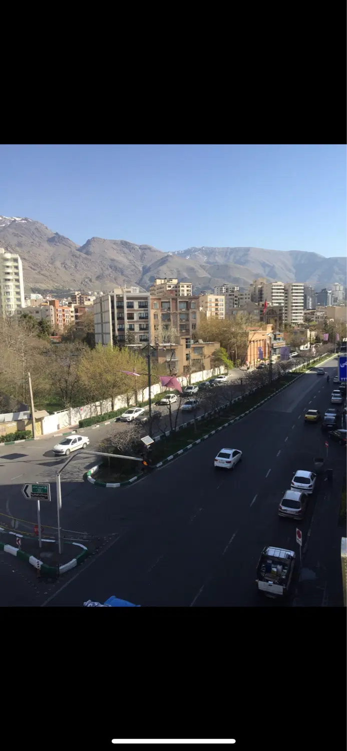 کلنگی ۳۵۰متری با۴۵۰ متربنا مستغلات فرمانیه اندرزگو